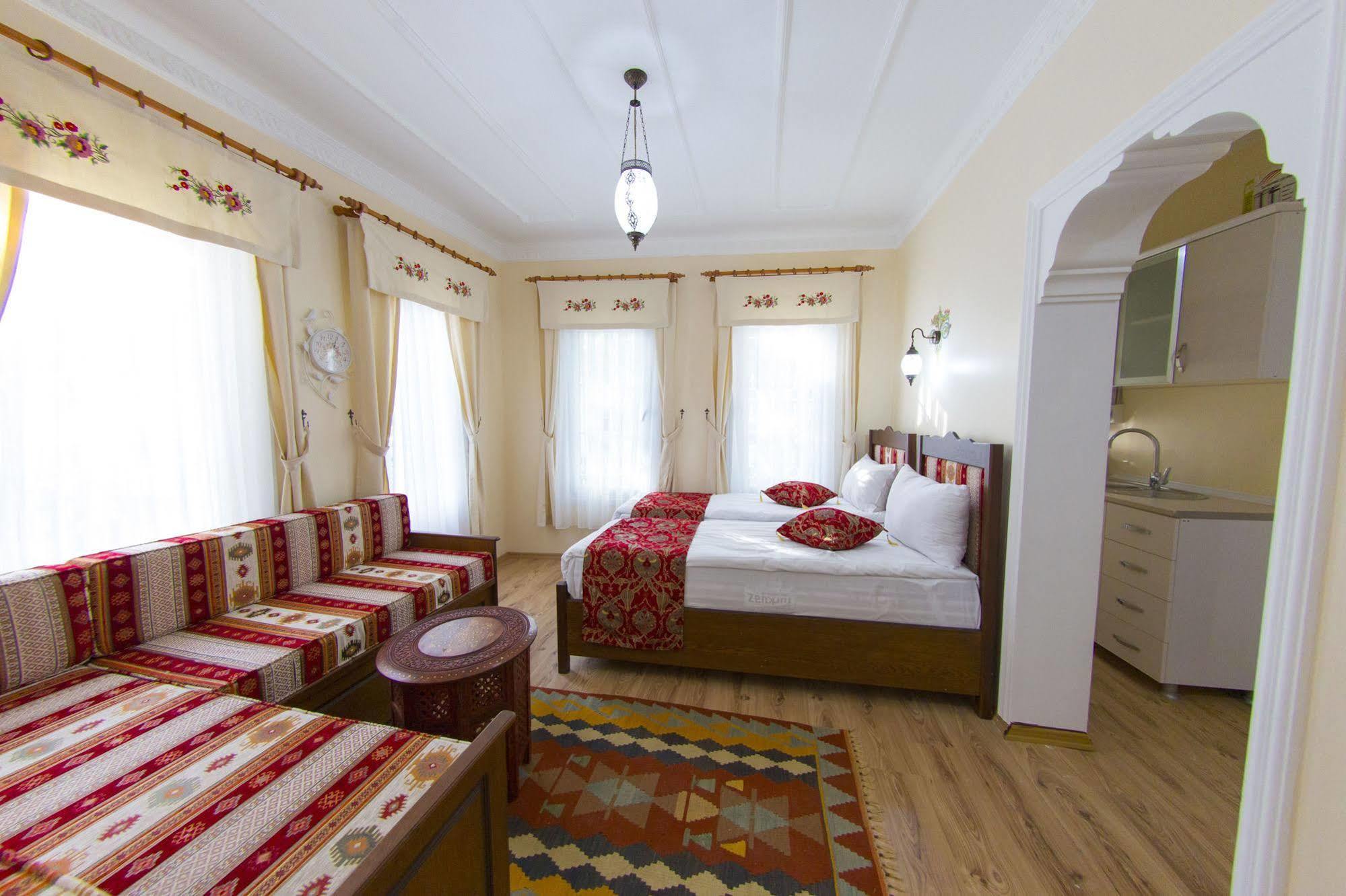Ahsen Suites Istanboel Buitenkant foto