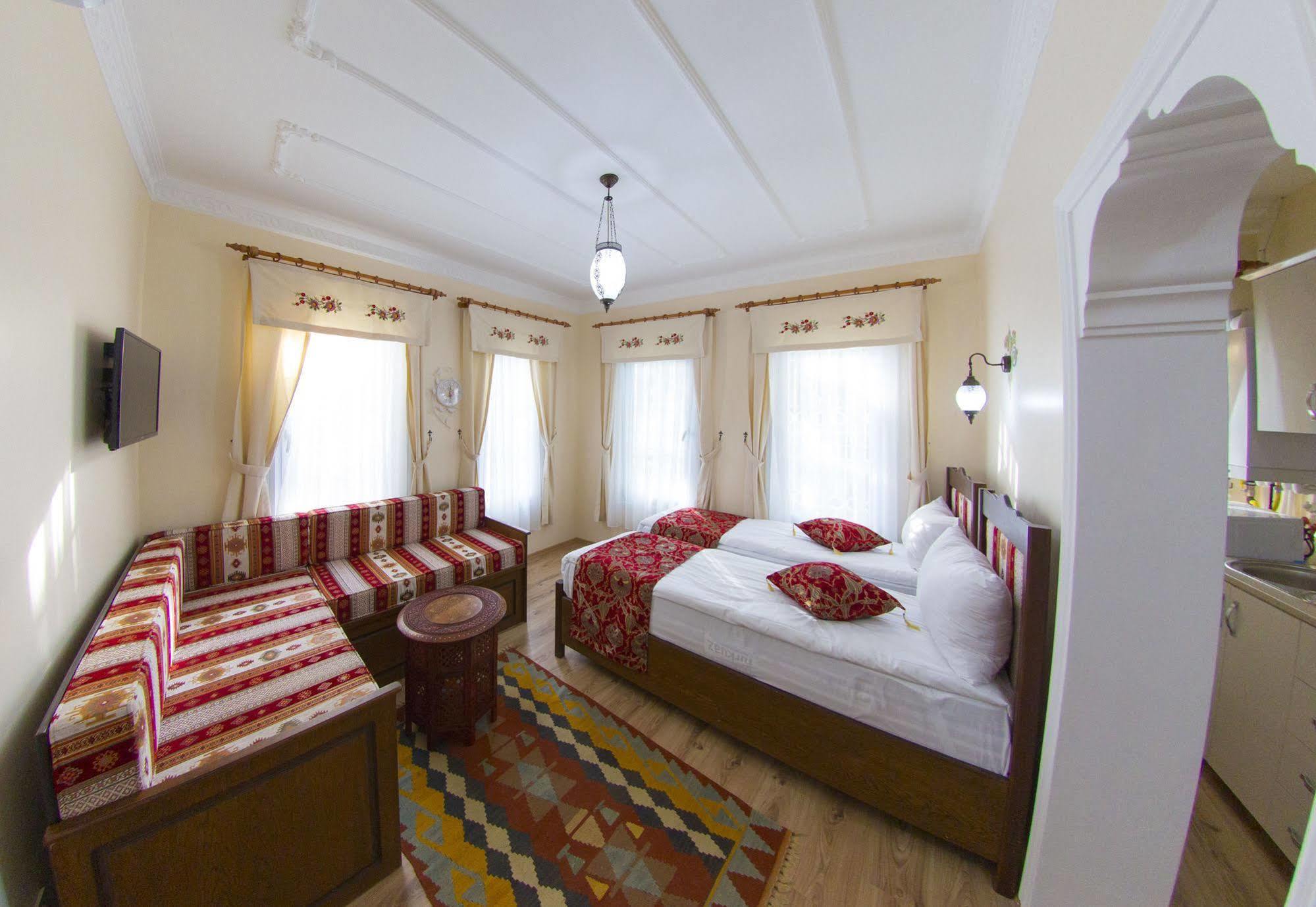 Ahsen Suites Istanboel Buitenkant foto