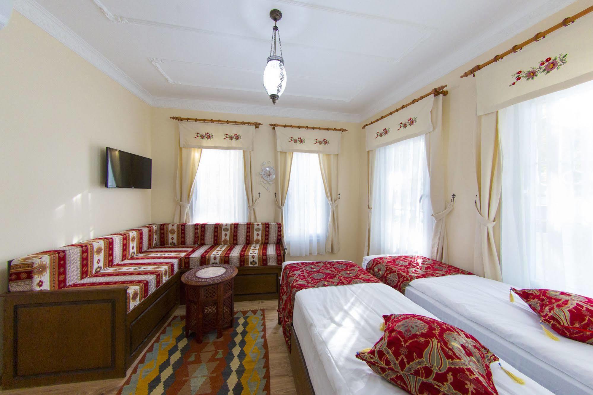Ahsen Suites Istanboel Buitenkant foto